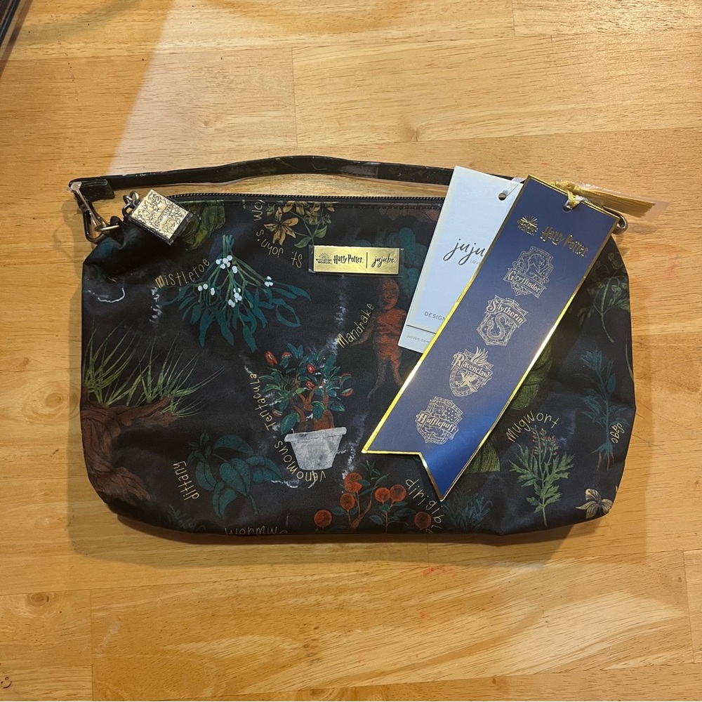 Jujube Black Floral Pouch